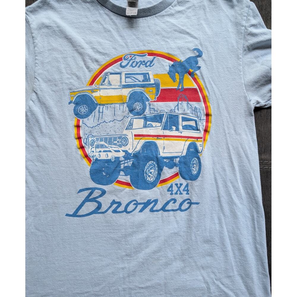 Ford Bronco 4X4 Baby Blue Tee Tshirt Small